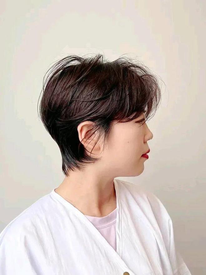 发了短发的花样美到你沦陷ky开元棋牌别再纠结长(图3)